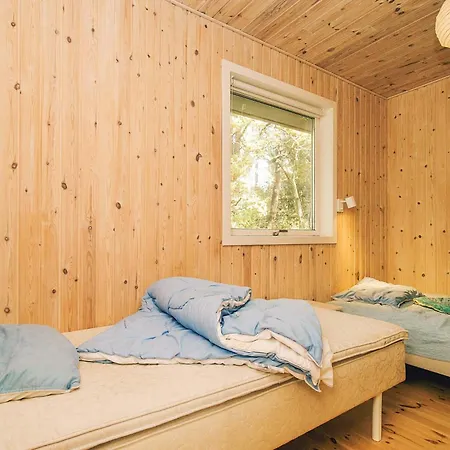 8 Person In * Frederiksværk