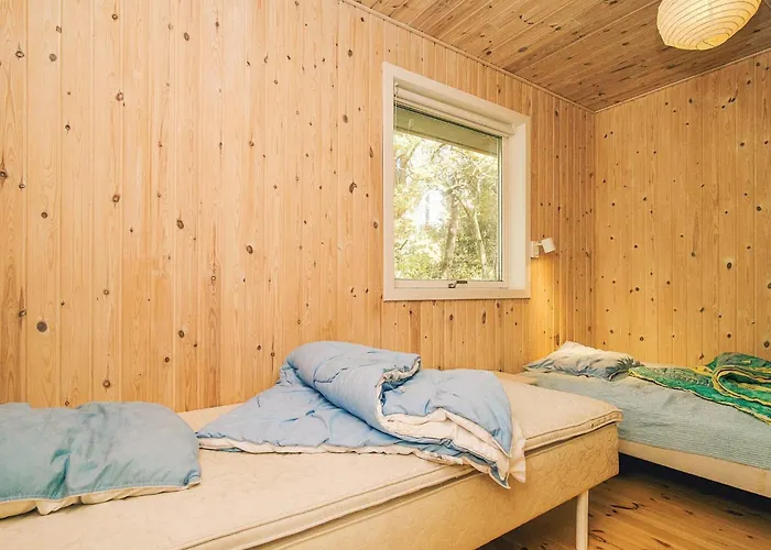 8 Person In * Frederiksværk